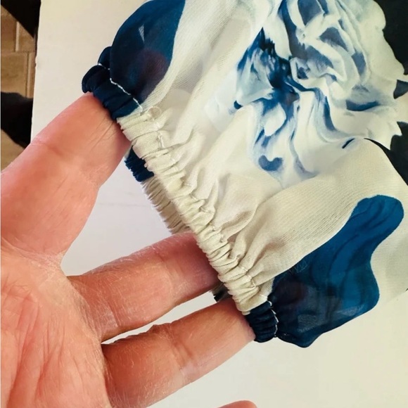 Show Me Your Mumu White with Blue Floral Print Long Sleeve Jamie Tunic size XS - Picture 8 of 9